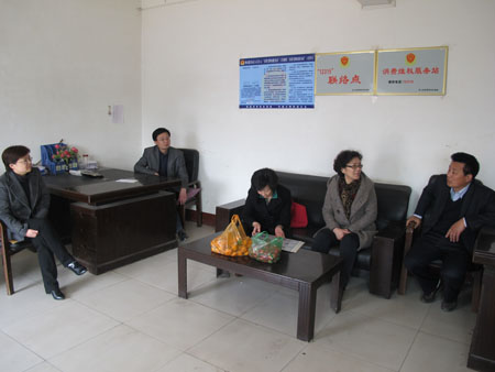 濟(jì)寧市婦聯(lián)副主席朱秀芝、梁蓮到汶上縣幫扶聯(lián)系點(diǎn)進(jìn)行調(diào)研