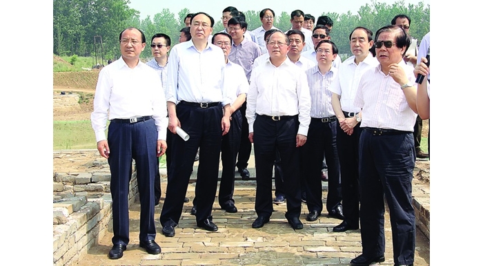 國(guó)家文化部部長(zhǎng)蔡武、國(guó)家文物局局長(zhǎng)勵(lì)小捷視察汶上縣南旺樞紐遺址保護(hù)和申遺工作