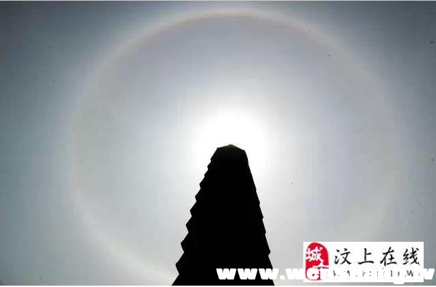 汶上寶相寺佛光神奇顯現(xiàn)，數(shù)萬游客有緣沐浴佛光