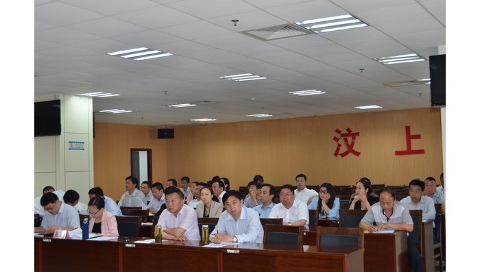 汶上縣收聽收看全市高考中考招生工作電視會(huì)議