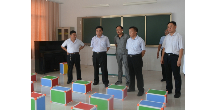 縣政府副縣長田利國全面督導我縣義務教育均衡發(fā)展工作
