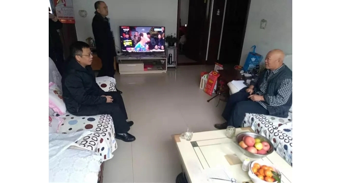 汶上縣人民政府 工作動態(tài) 汶上縣人社局開展2020年春節(jié)集中走訪慰問老黨員、困難職工、 ...
