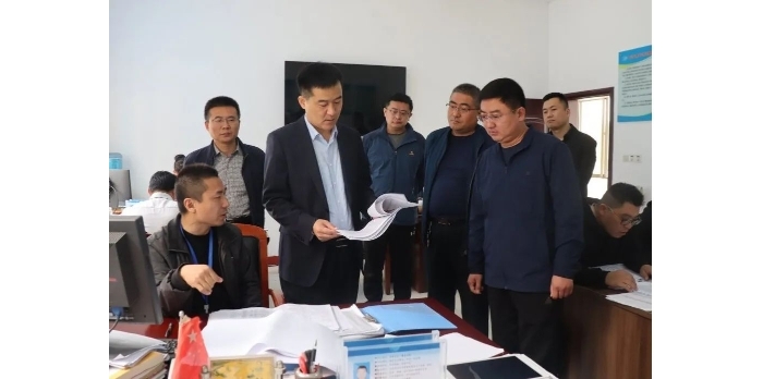 縣委常委、副縣長魏中齊視察汶上縣普查登記工作